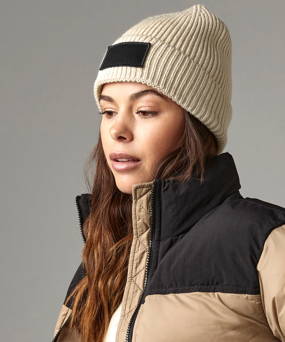Fashion patch beanie B442R - Image 9